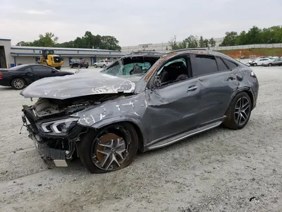 Фото Mercedes-Benz GLE-Class 2023 на мероприятиях