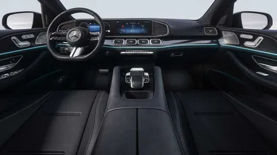 Mercedes-Benz GLE-Class 2023 на фото в городской среде