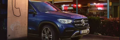 Фото Mercedes-Benz GLE-Class 2023 на автомобильных сайтах.