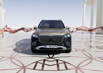 Mercedes-Benz Maybach GLS-Class 2023: фото с различными задними фонарями