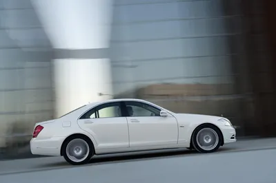 Качественные картинки Mercedes-Benz S-Class 2023