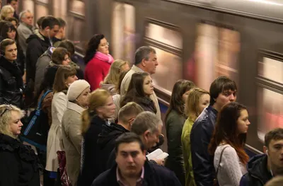 Скачать изображения метро Москвы в разных форматах