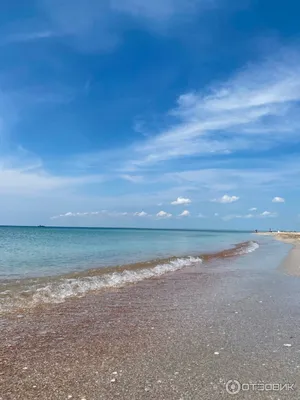 Фотоотчет с Мирного крымского пляжа: природная гармония и спокойствие