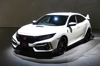 Изображение модели машины Honda в формате jpg