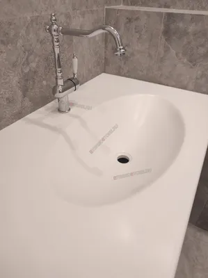 23) Фото моек для ванной с разными системами слива