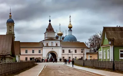 Фотографии Монастыря Оптина Пустынь, которые переносят вас в другую эпоху