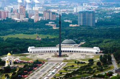 Потрясающая архитектура Монумента победы в Москве