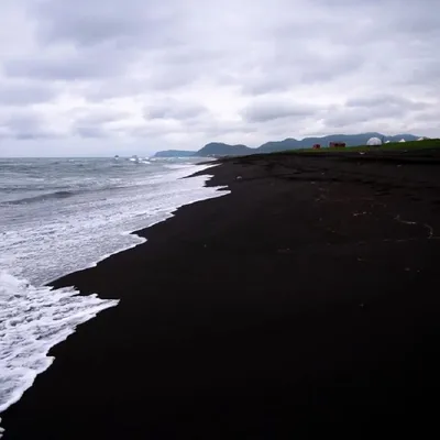 Сказочная атмосфера песочных дюн у берегов Моря