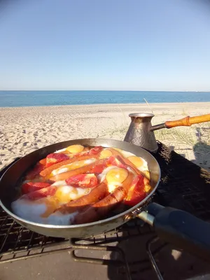 Рассветные лучи, дарящие жизнь морю: захватывающие фото утреннего побережья