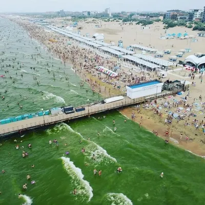 Бесконечные горизонты моря в Анапе наслаждают глаз