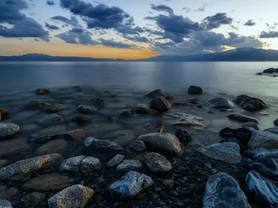 Фотографии моря в HD качестве - выберите размер и формат для скачивания.