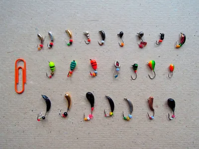Искусство Зимней Рыбалки: Мормышка на Плотву
