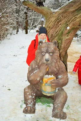 Фото деда мороза в усадьбе: JPG, PNG, WebP для скачивания в разных размерах