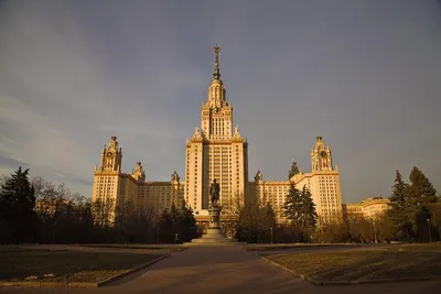 Фотографии Московского государственного университета: исторический взгляд