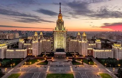 Фотографии Московского государственного университета в 4K разрешении