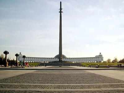 Величественные горы Московской Поклонной