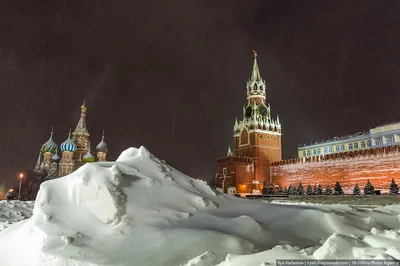 Снегопад в Москве: Скачайте красивые фотографии бесплатно (Full HD).