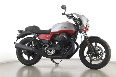 Moto Guzzi V7 III Stone в эксклюзивной фотосессии