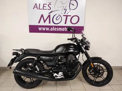 Атмосферные снимки Moto Guzzi V7 III Stone