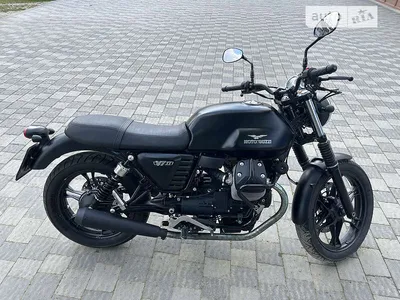 Moto Guzzi V7 III Stone для настоящих героев дороги