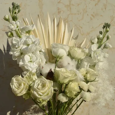Фото мраморных роз для элегантного дизайна
