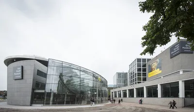 Скачать бесплатно фотографии Музея ван Гога в Амстердаме в хорошем качестве