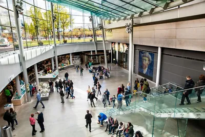 Ванная комната в Музее ван Гога: фотографии, погружающие в атмосферу его творчества