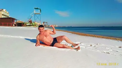 Мужчина на пляже  фото
