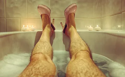 Мужские ноги в ванной: красивые фото в хорошем качестве
