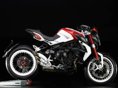 MV Agusta Brutale 800 - фото, которое поразит вас внешним видом мотоцикла