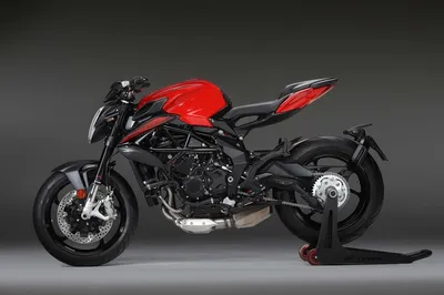 MV Agusta Brutale 800 - великолепное изображение с детализацией