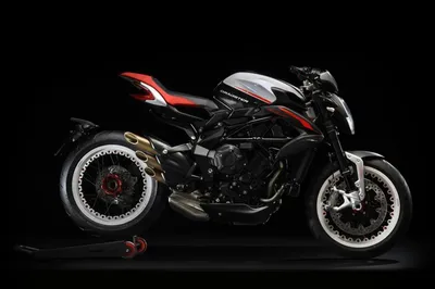 Изображение mv agusta мотоцикл с возможностью выбора размера и формата