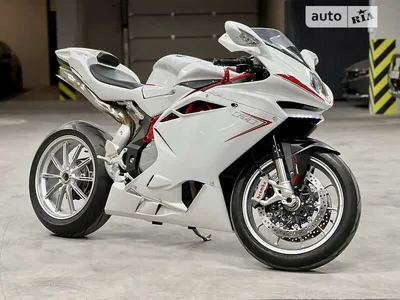 Мотоцикл mv agusta на качественном изображении (PNG)