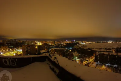 На крыше ночью зимой фотографии