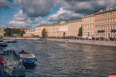 Набережная Фонтанки: величие природы в фото