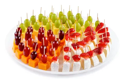 Фотография веб-сайта с нарезкой фруктов для праздничного стола