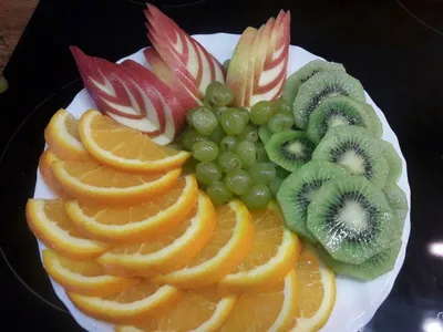 Фото фруктовой нарезки для праздничного стола в формате PNG