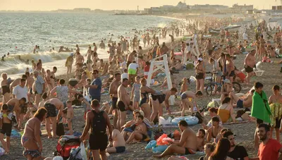 Фото Натальи Поклонской на пляже: летний отдых в хорошем качестве