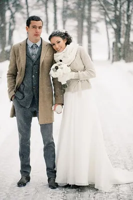 Венчание под снежным покровом: Фото для загрузки в JPG, PNG, WebP