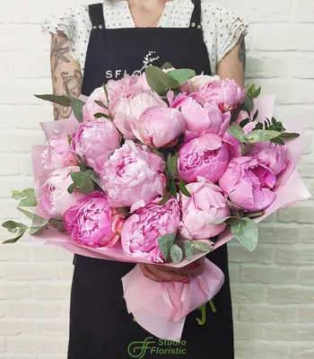 Увлекательные фото нежно розовых пионов