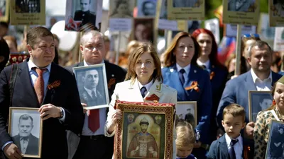 Веселые снимки царя: радость жизни в каждом кадре