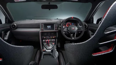 Новый Nissan GT-R 2023: фото высокого разрешения