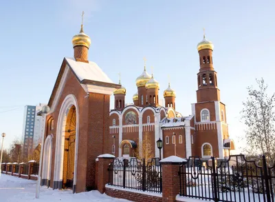Зимний город в объективе: Красочные изображения Нижневартовска