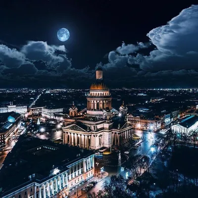 Зимние Краски: Ночной Петербург в Объективе