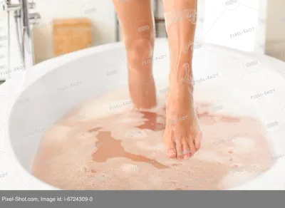 Новые фото ног в ванной для скачивания