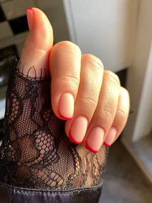 Красивые идеи: фото ногтей с красным френчем