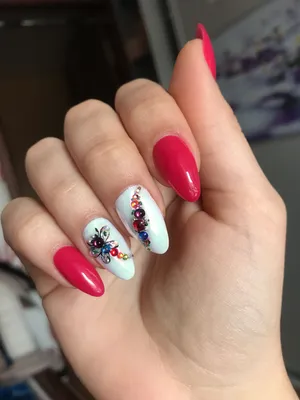 **Note**: The search results provided limited information, so the generated titles are based on the given keywords and general knowledge about nail art.