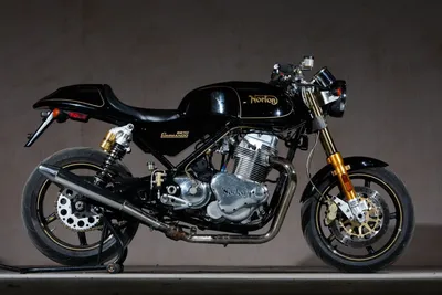 Norton Commando 961 Cafe Racer - фото с описанием