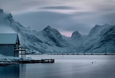 Фьорды под снежным одеялом: Изображения зимы в Норвегии