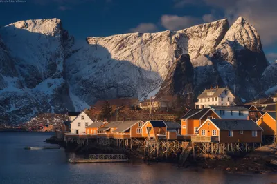 Зимнее волшебство: Норвежские фьорды в различных ракурсах